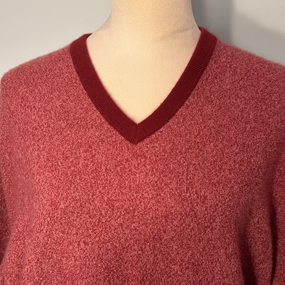 Lands End 100% Cashmere v-neck pullover sweater Size L 42-44 - Picture 3 of 6